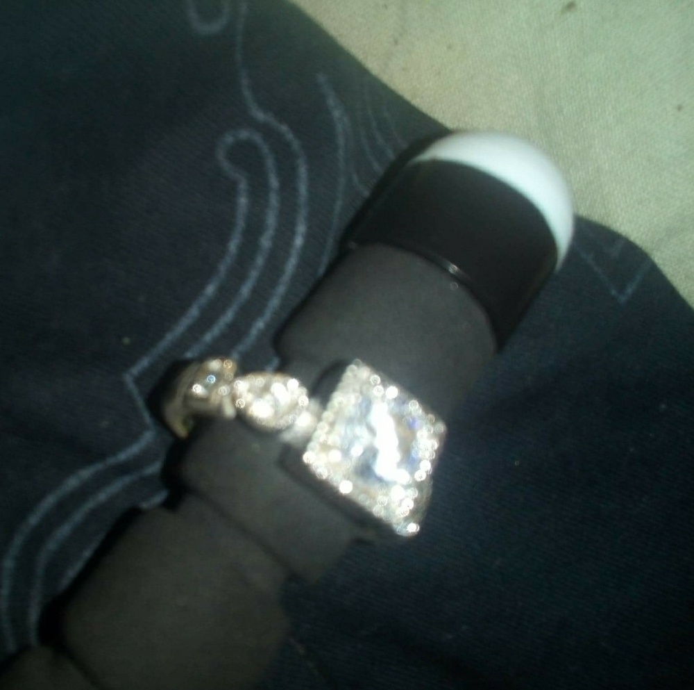 Ring - Picture 8 of 8